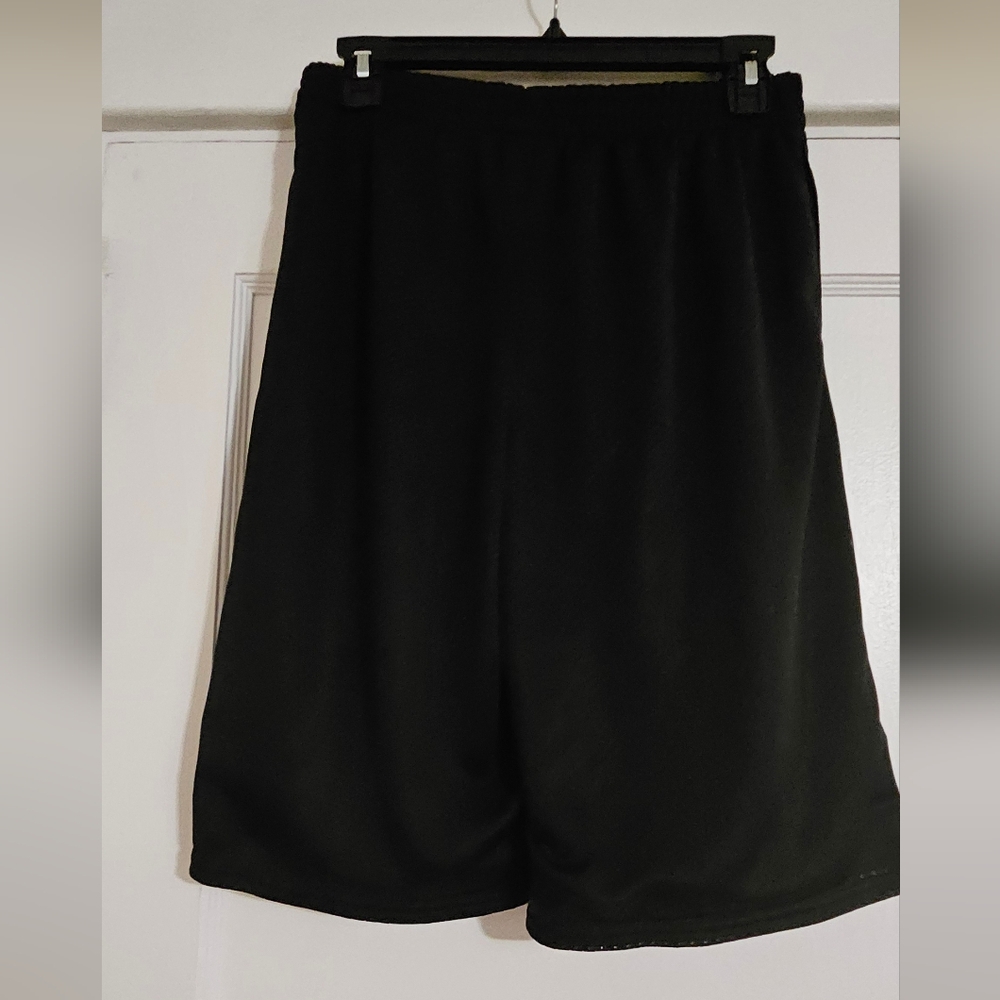 Boy's Starter Blk Basketball Shorts Size XXL (18) - Picture 3 of 3